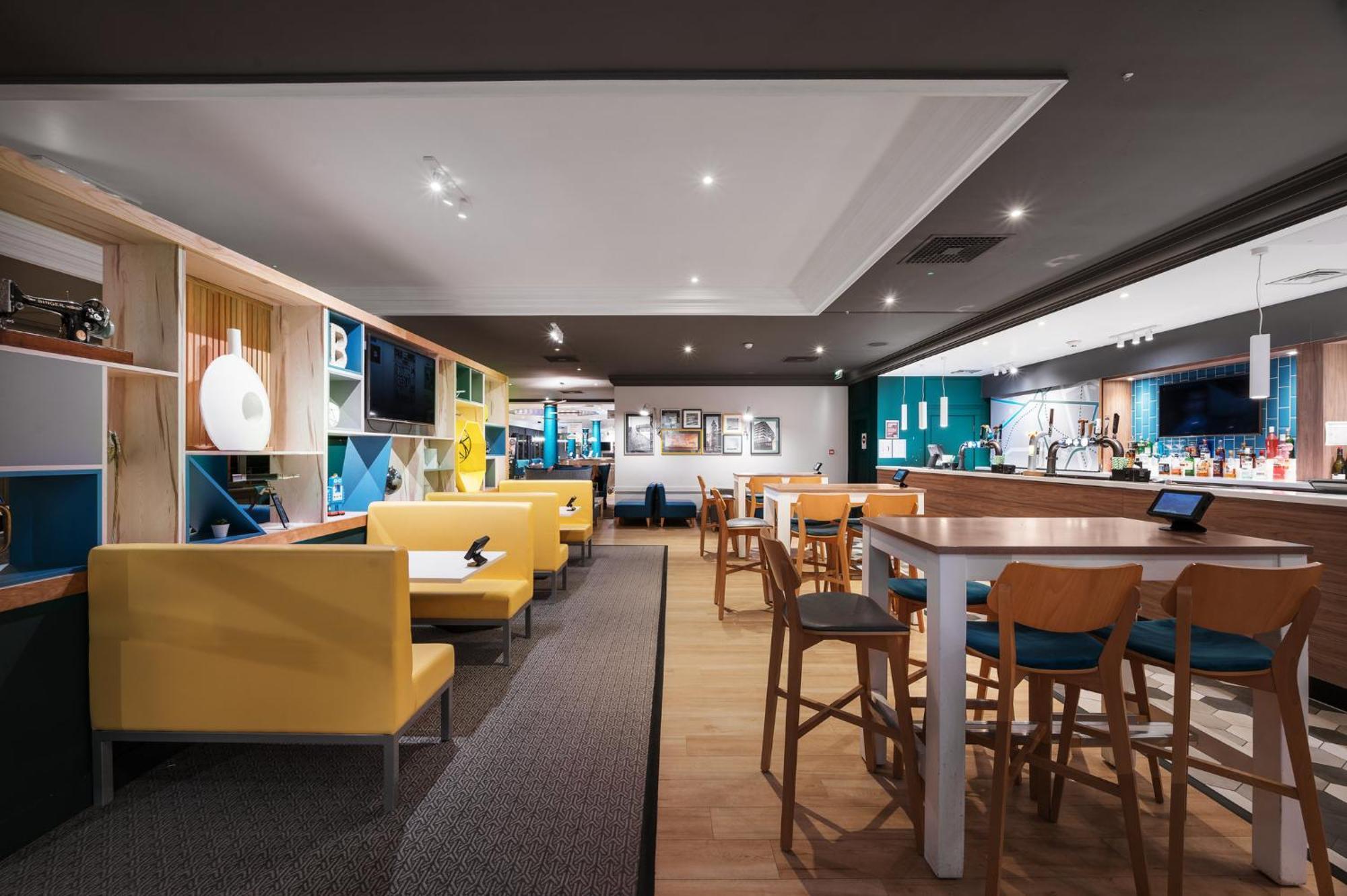 Holiday Inn Leeds Brighouse By Ihg Екстериор снимка