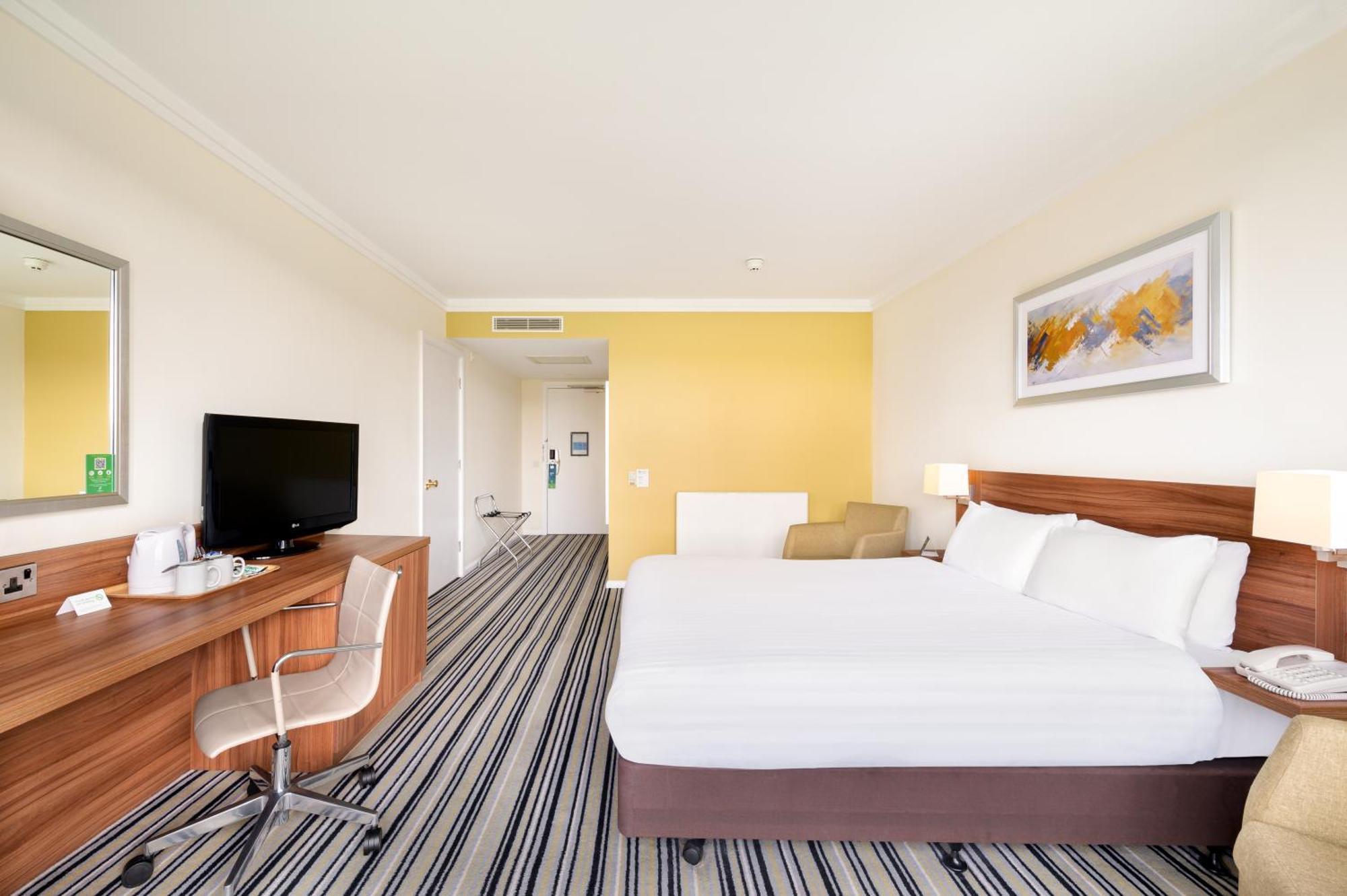 Holiday Inn Leeds Brighouse By Ihg Екстериор снимка